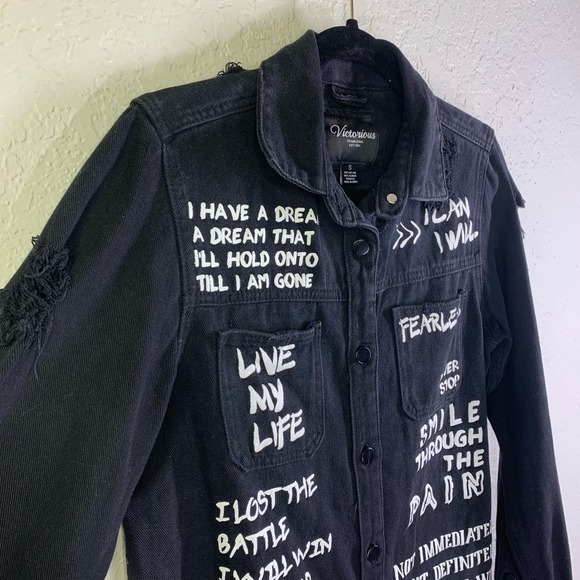 VICTORIOUS Uni Who I Am Distressed Button Up Denim Trucker Jean Jacket Shaket - Picture 9 of 16